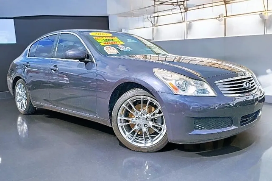2007 Infiniti G35 Journey photo 1