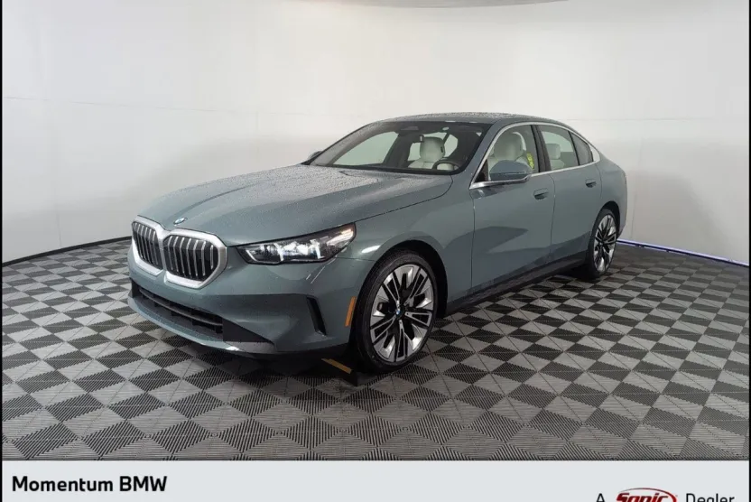 2025 Bmw 530i photo 1