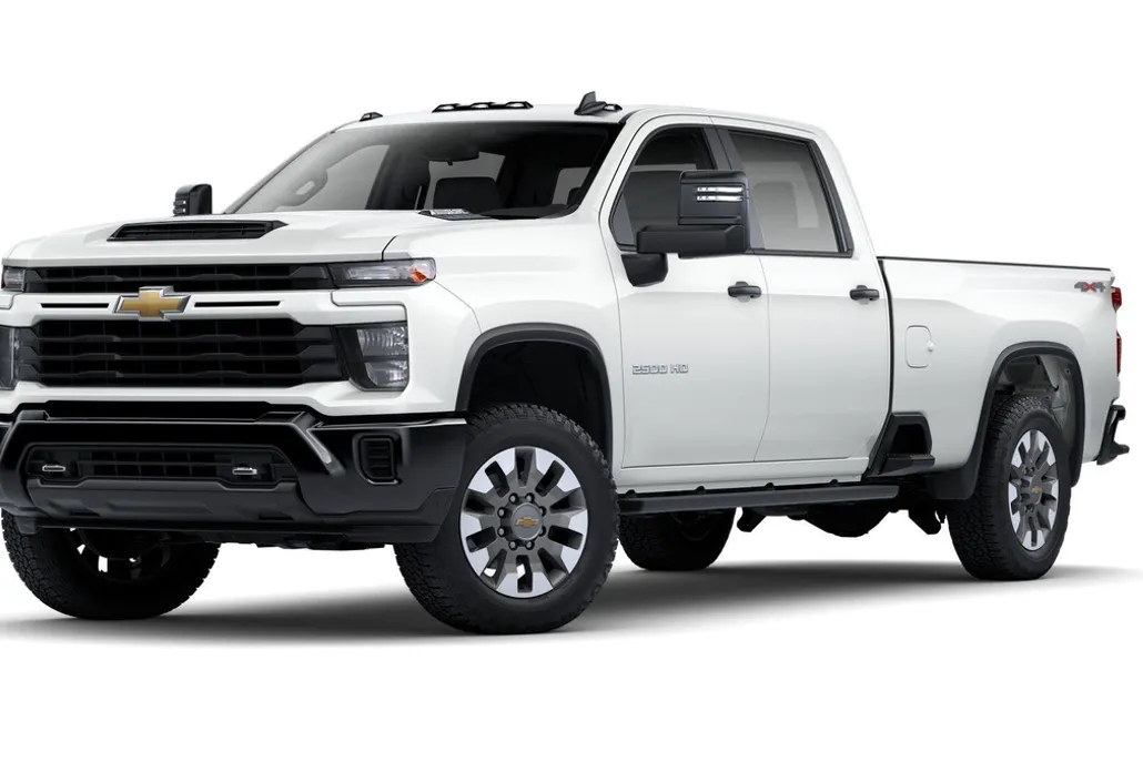 2025 Chevrolet Silverado 2500HD Custom photo 1