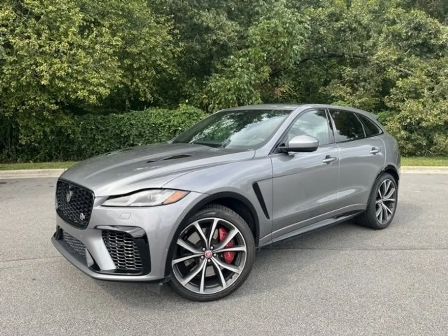 2023 Jaguar F-PACE SVR photo 1