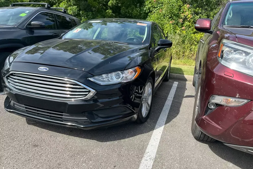 2018 Ford Fusion Hybrid SE photo 1