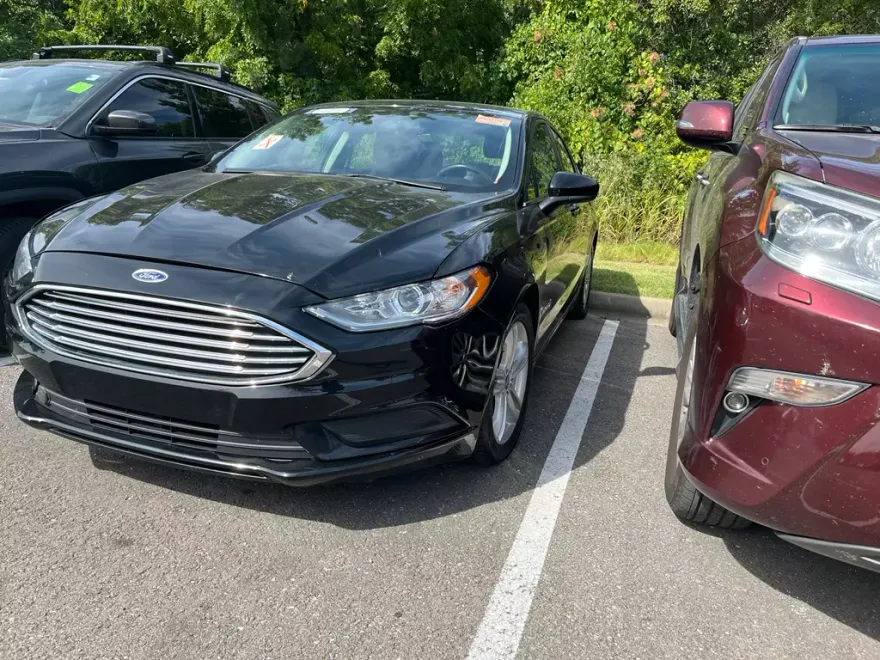 2018 Ford Fusion Hybrid SE photo 1