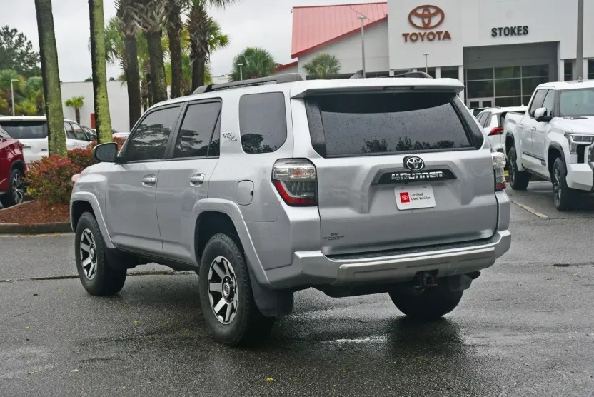 2020 Toyota 4Runner TRD photo 1