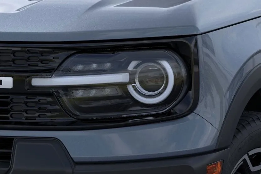 2025 Ford Bronco Sport Outer Banks photo 1