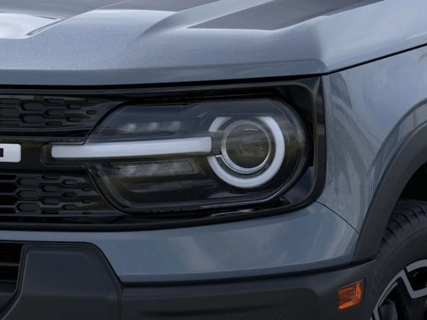 2025 Ford Bronco Sport Outer Banks photo 1