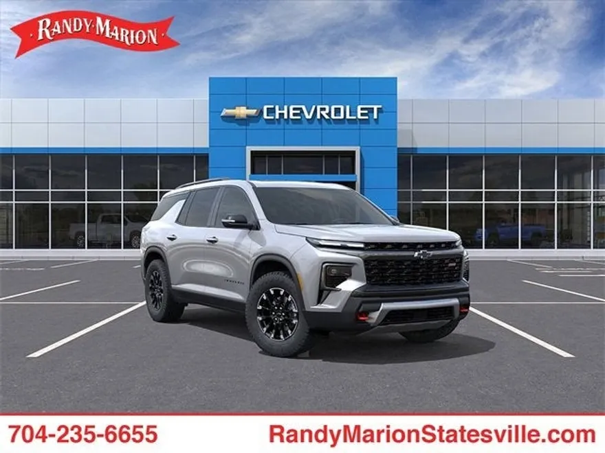 2026 Chevrolet Traverse Z71 photo 1
