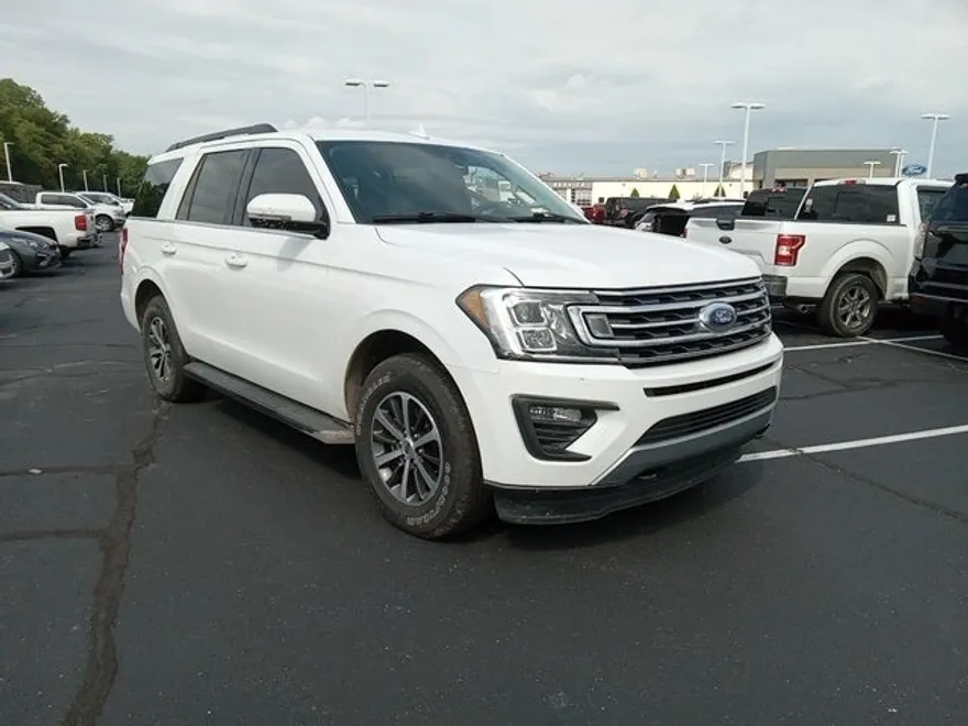 2020 Ford Expedition XLT photo 1