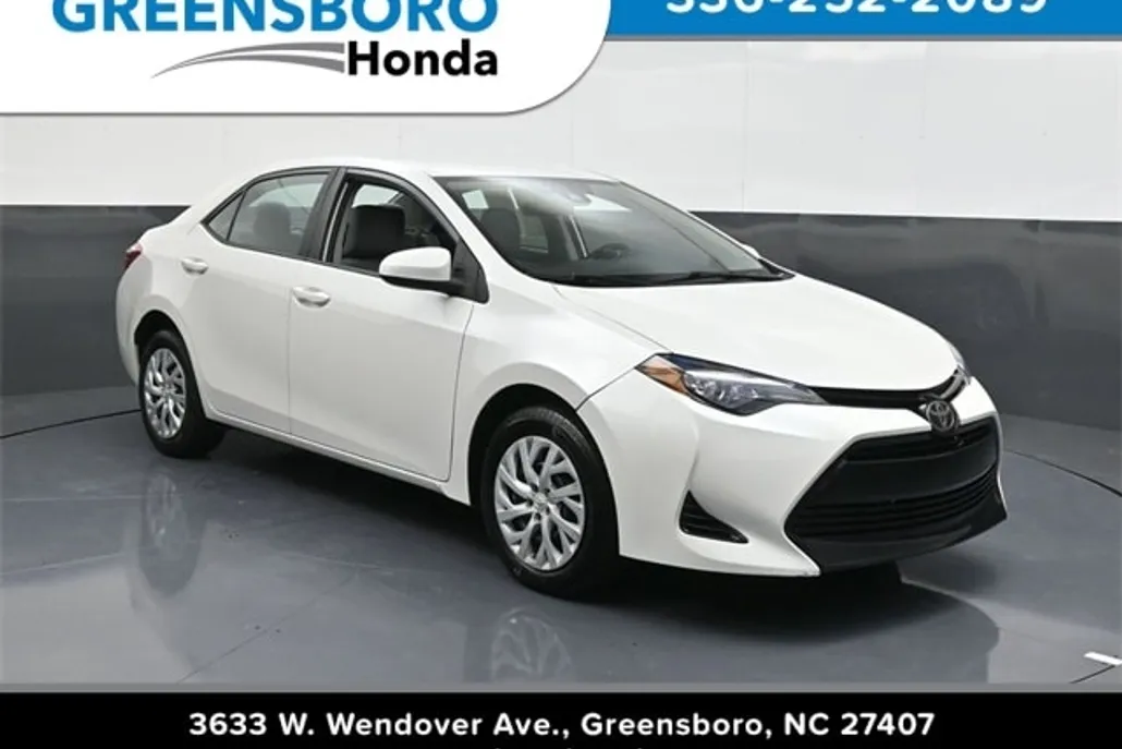 2018 Toyota Corolla L photo 1
