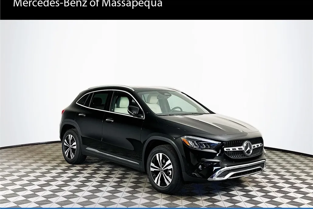 2026 Mercedes Benz GLA 250 4MATIC photo 1