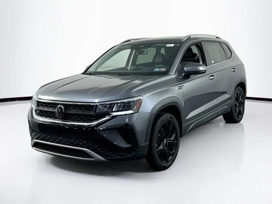 2022 Volkswagen Taos SE photo 1