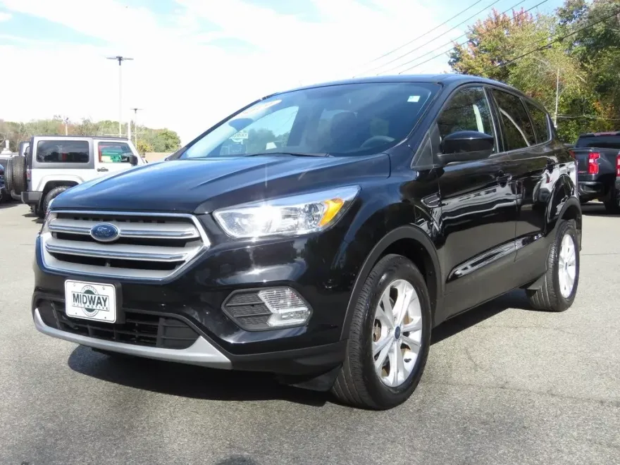 2019 Ford Escape SE photo 1