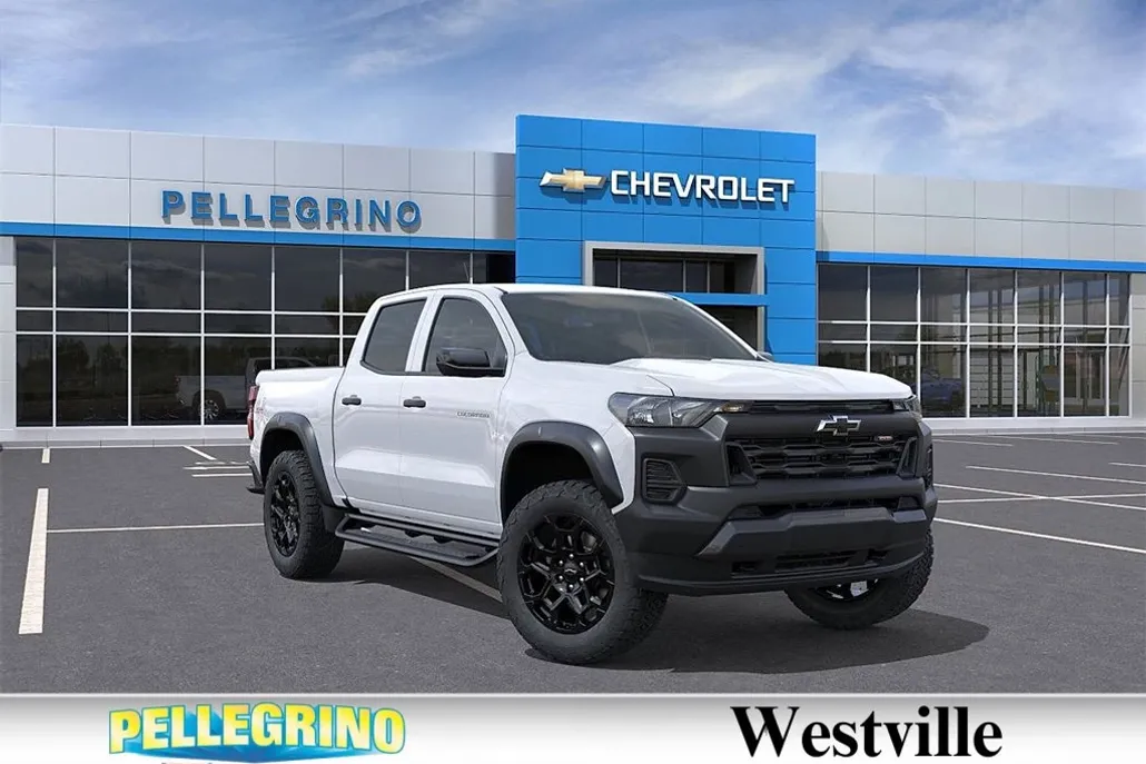 2026 Chevrolet Colorado Trail Boss photo 1