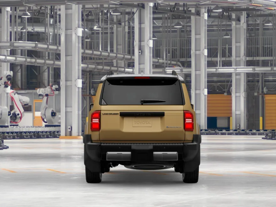 2025 Toyota Land Cruiser photo 1