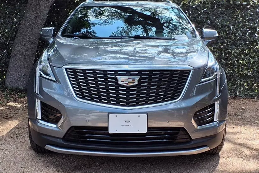 2021 Cadillac XT5 Premium Luxury photo 1