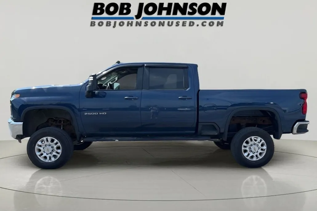 2021 Chevrolet Silverado 2500HD LT photo 1