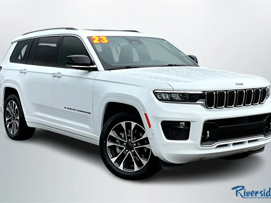 2023 Jeep Grand Cherokee Overland photo 1