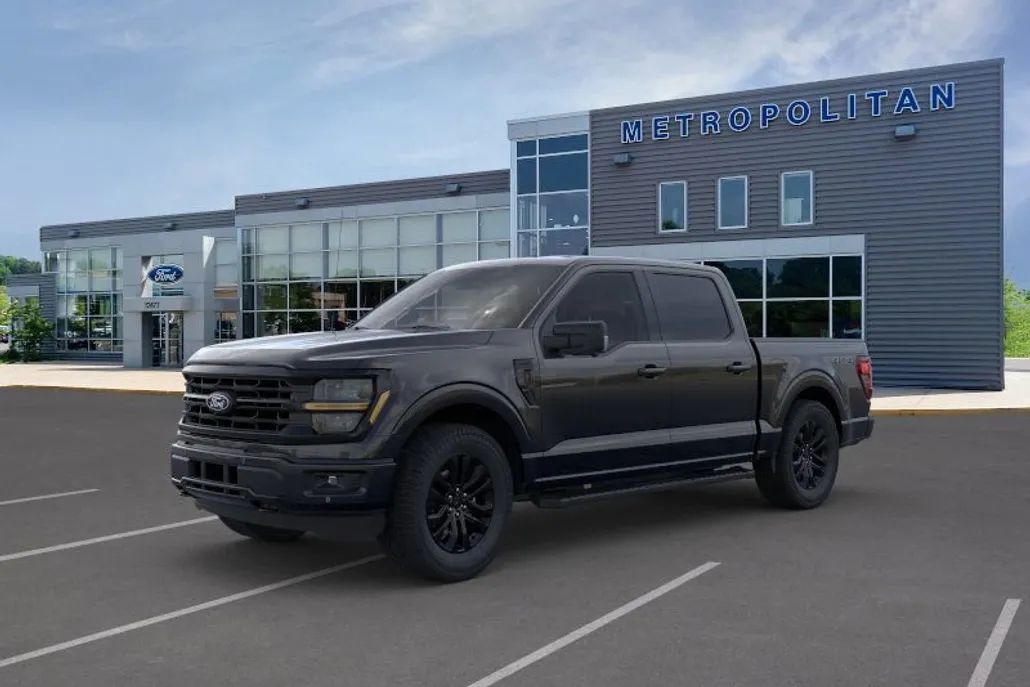 2025 Ford F-150 XLT photo 1