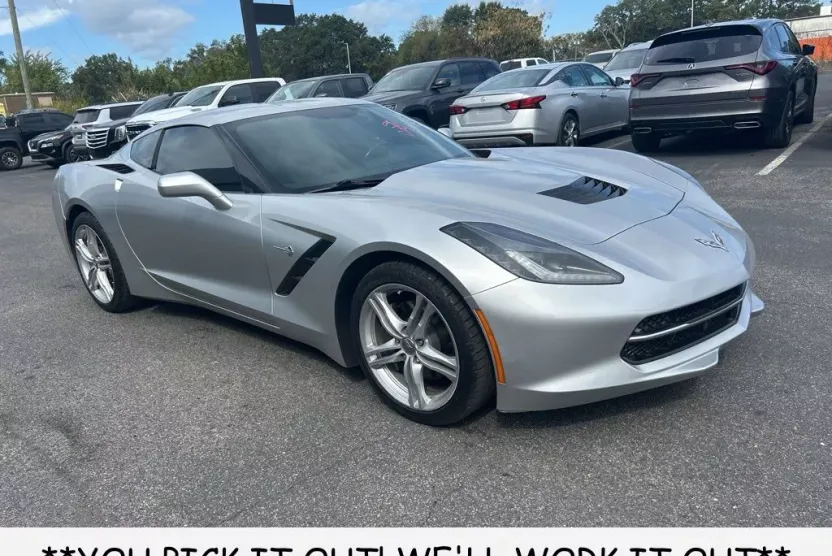 2017 Chevrolet Corvette Stingray 1LT photo 1