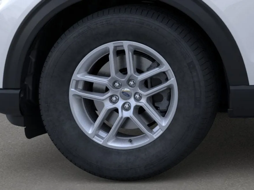 2025 Ford Explorer photo 1