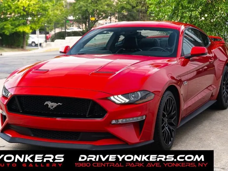 2019 Ford Mustang GT Premium photo 1