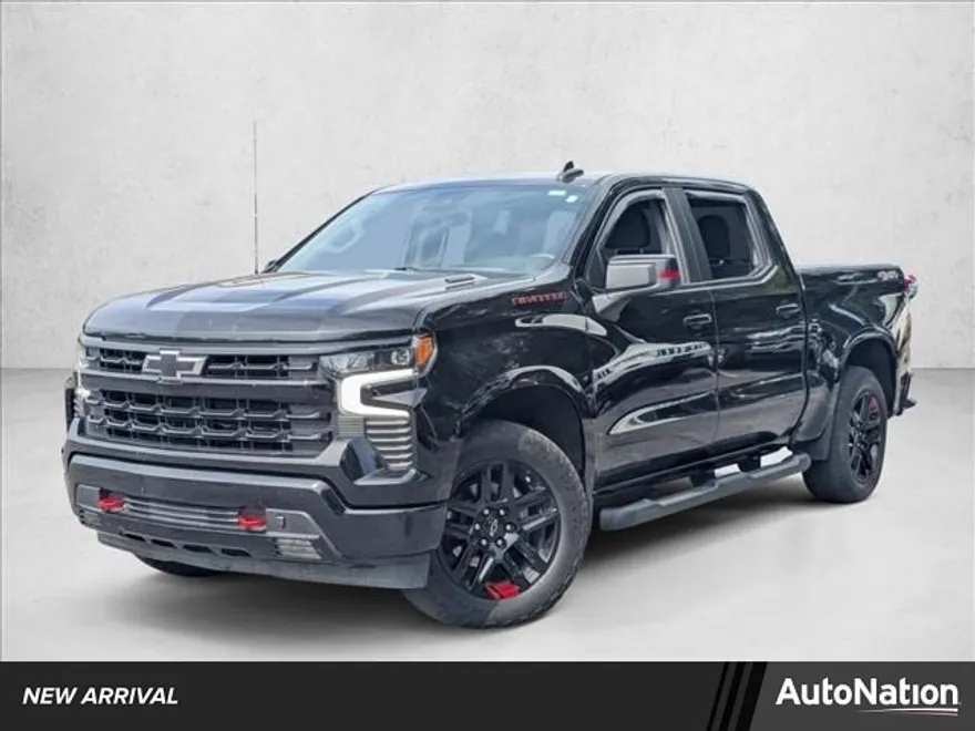 2023 Chevrolet Silverado 1500 RST photo 1