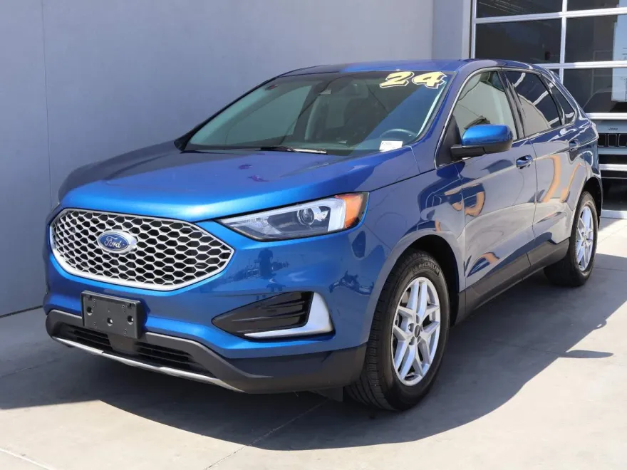 2024 Ford Edge SEL photo 1