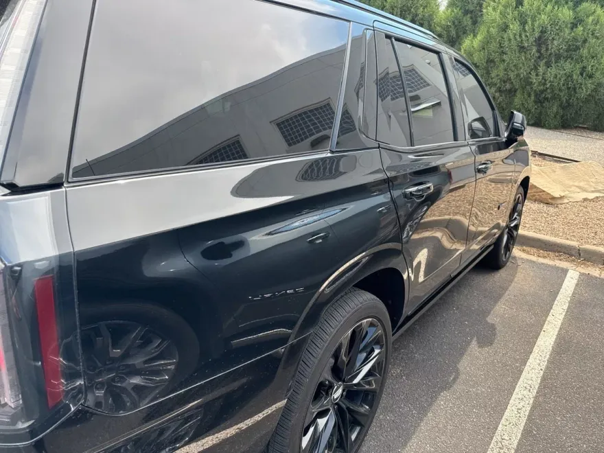 2025 Cadillac Escalade V-Series photo 1