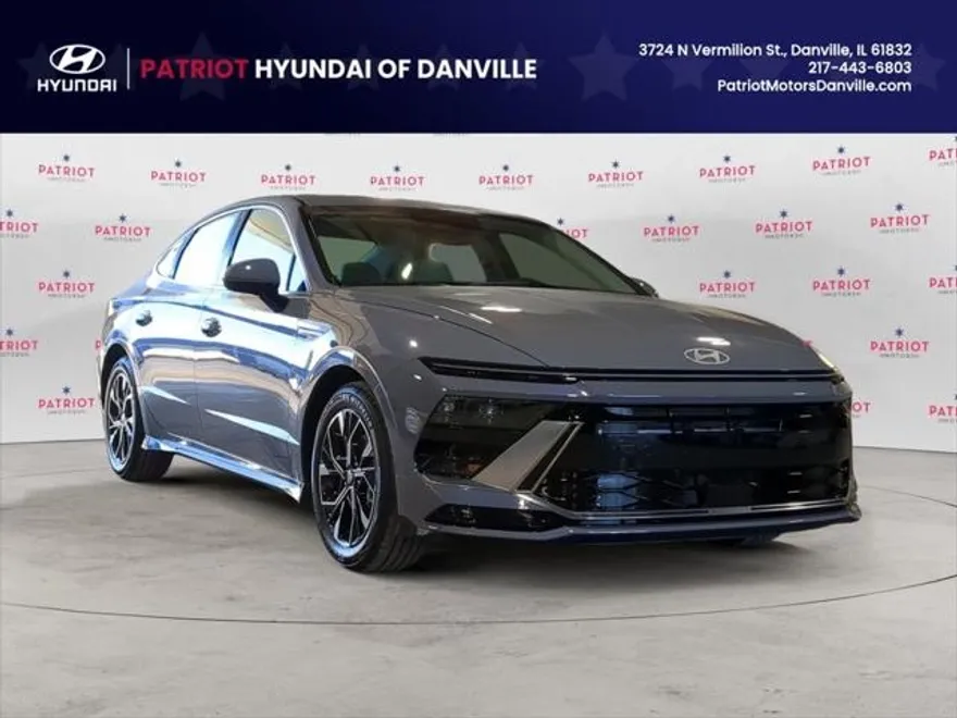 2025 Hyundai Sonata SEL photo 1