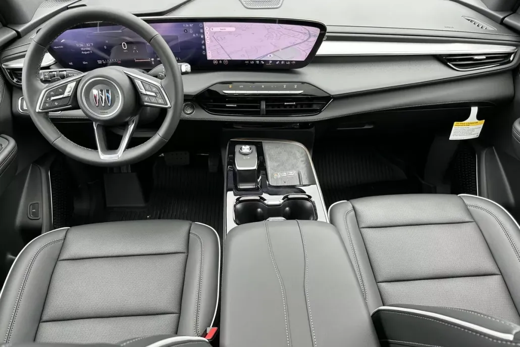 2026 Buick Enclave Avenir photo 1