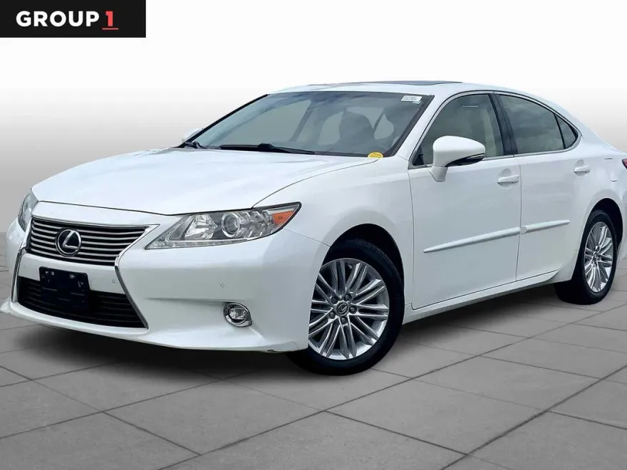 2015 Lexus ES 350 photo 1