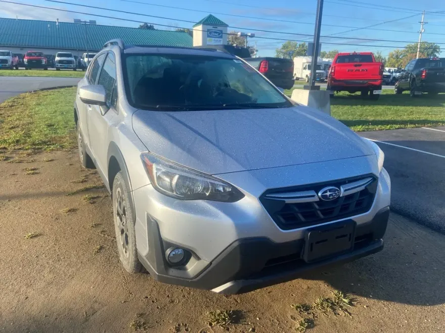 2023 Subaru Crosstrek Premium photo 1