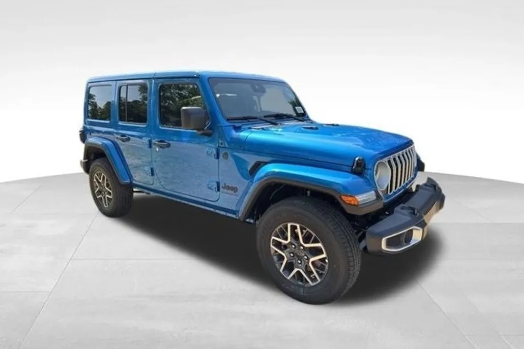 2025 Jeep Wrangler Sahara photo 1