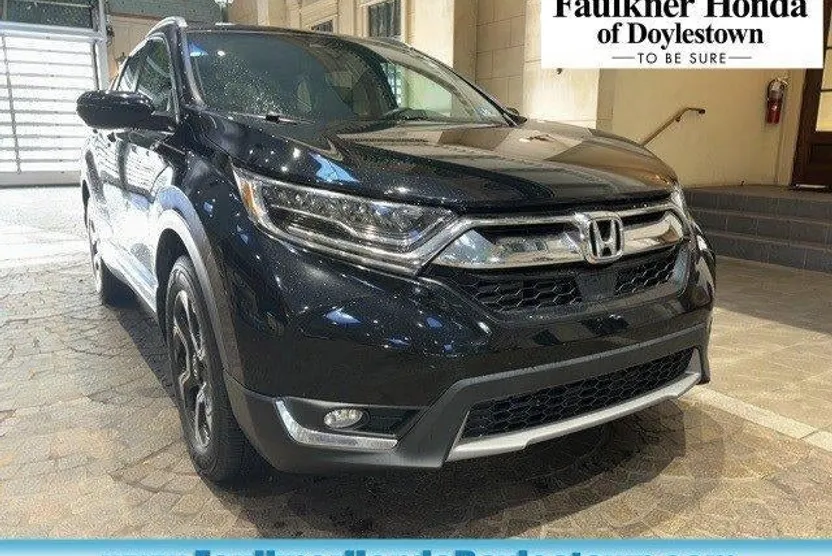 2019 Honda CR-V Touring photo 1