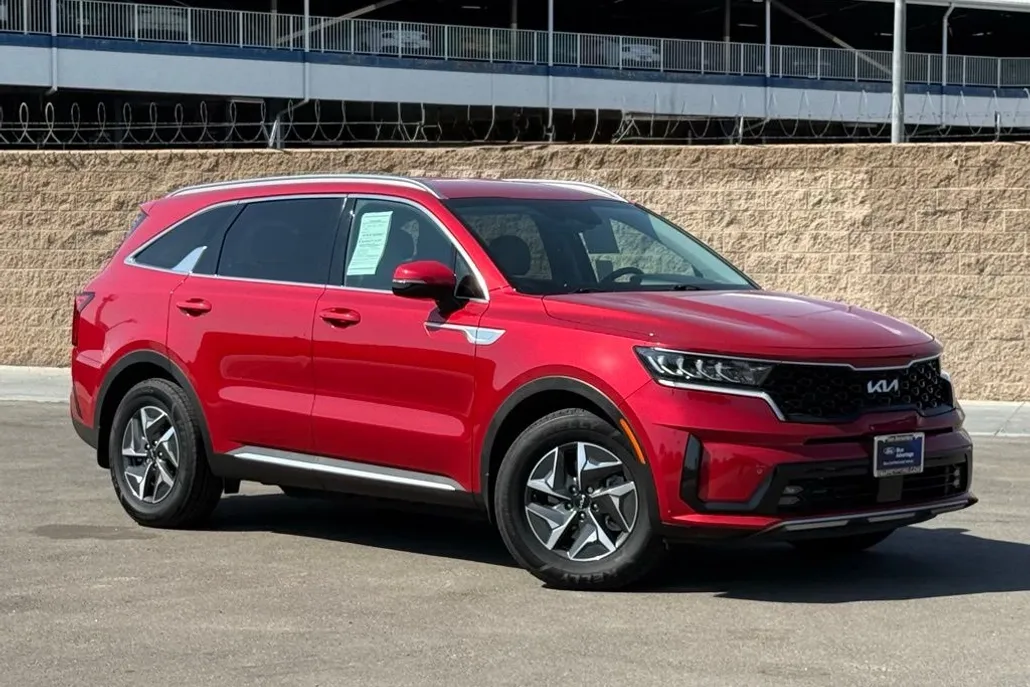 2023 Kia Sorento Hybrid EX photo 1