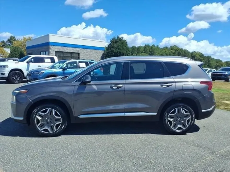 2022 Hyundai Santa Fe photo 1