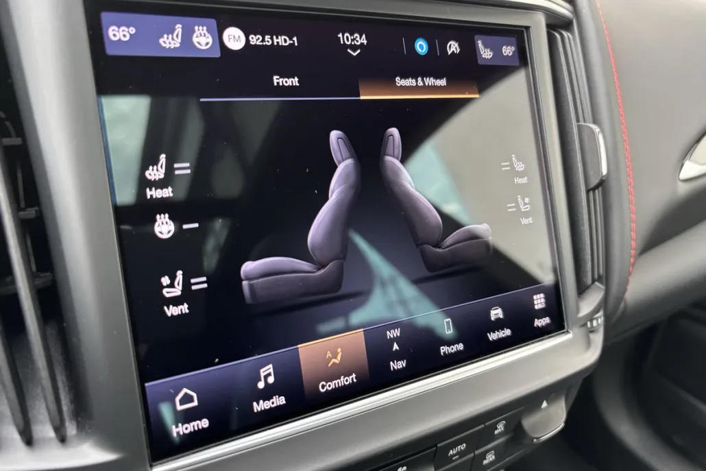 2022 Maserati Levante GT photo 1