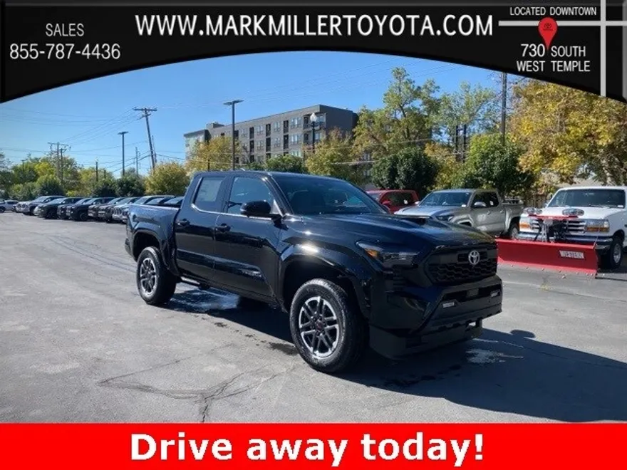 2025 Toyota Tacoma TRD Sport 4x4 Double Cab photo 1
