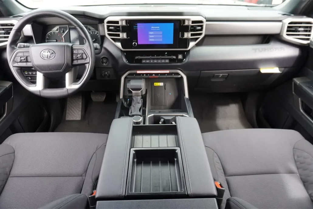 2025 Toyota Tundra SR5 photo 1