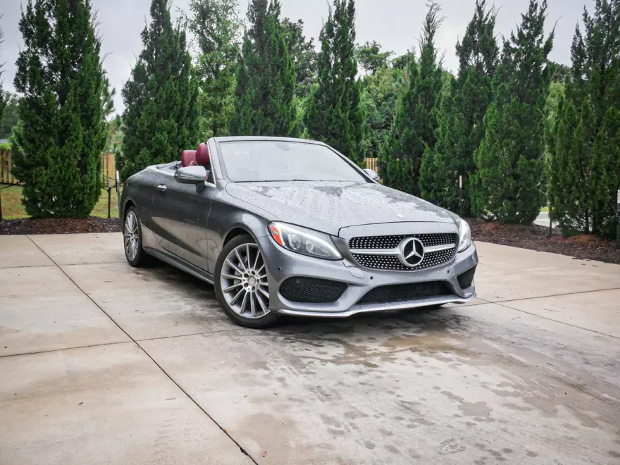 2017 Mercedes Benz C 300 photo 1