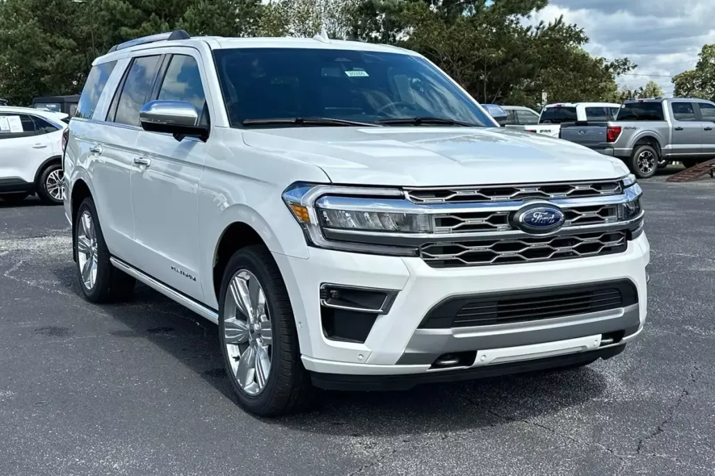 2024 Ford Expedition Platinum photo 1