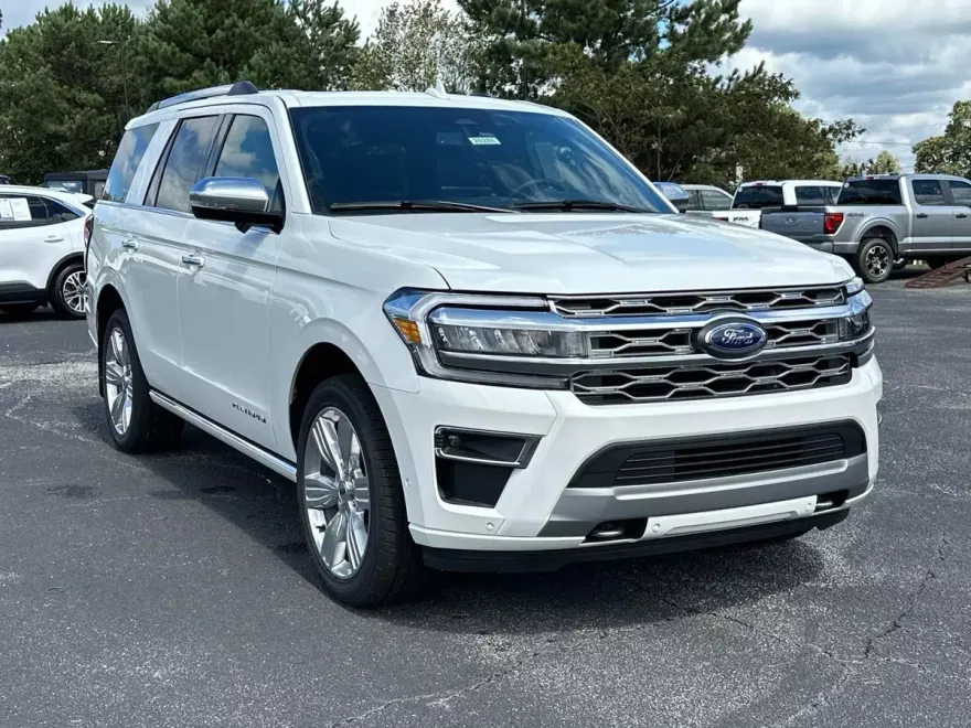 2024 Ford Expedition Platinum photo 1