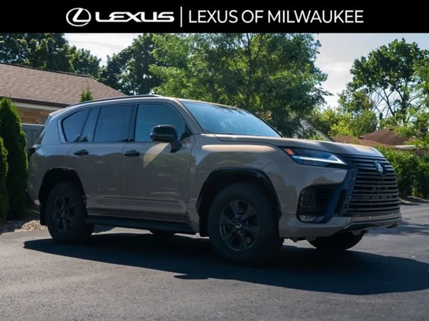2025 Lexus LX photo 1