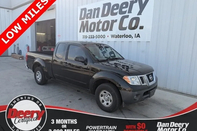 2012 Nissan Frontier S photo 1