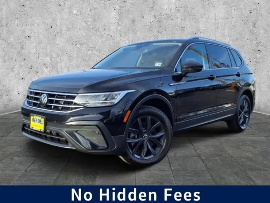 2024 Volkswagen Tiguan SE photo 1