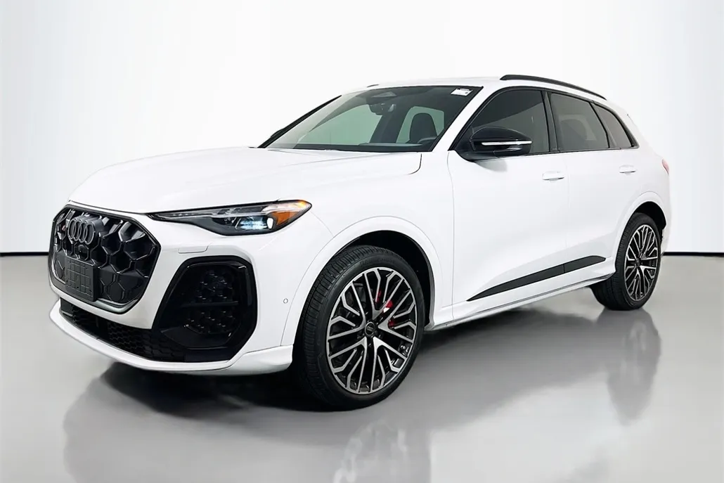 2025 Audi SQ5 Premium Plus photo 1