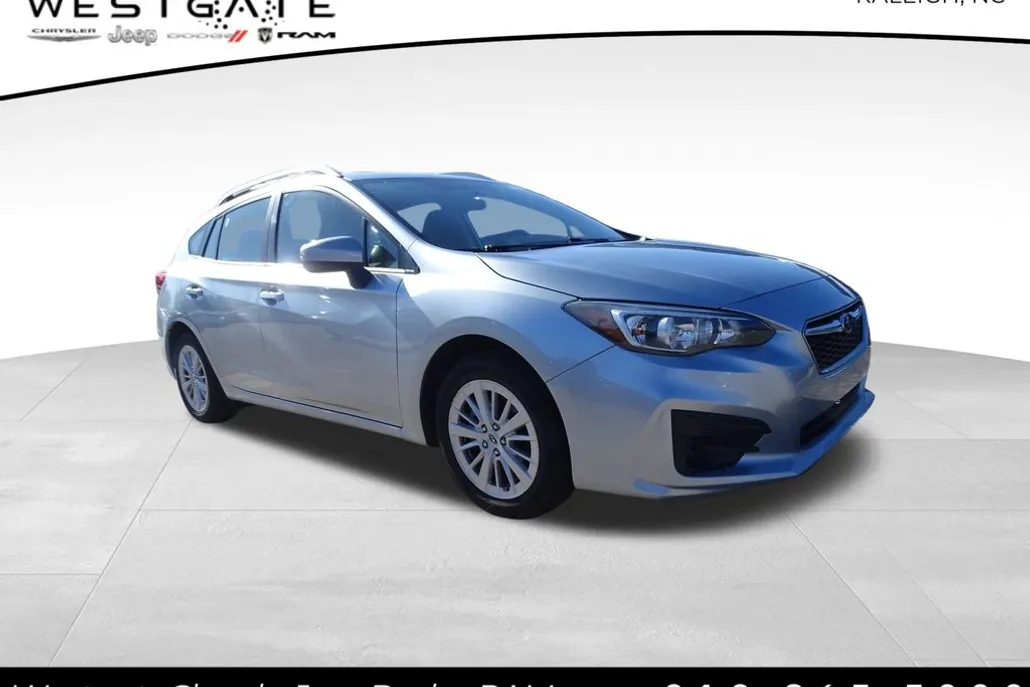 2018 Subaru Impreza 2.0i Premium photo 1