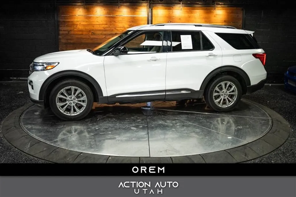 2024 Ford Explorer Limited photo 1