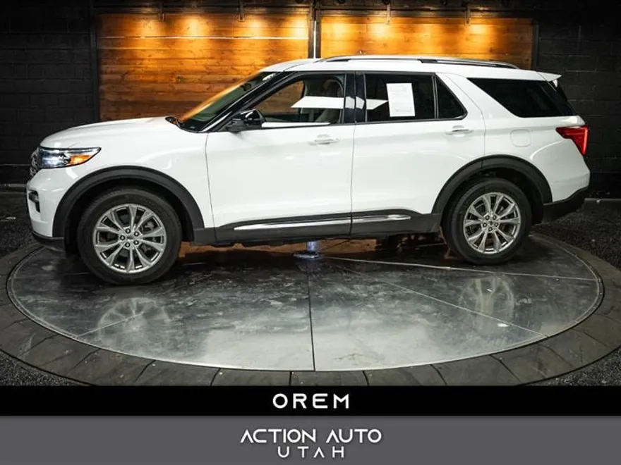 2024 Ford Explorer Limited photo 1