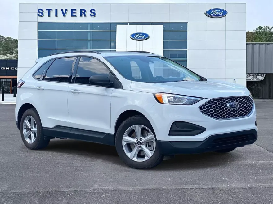 2024 Ford Edge SE photo 1