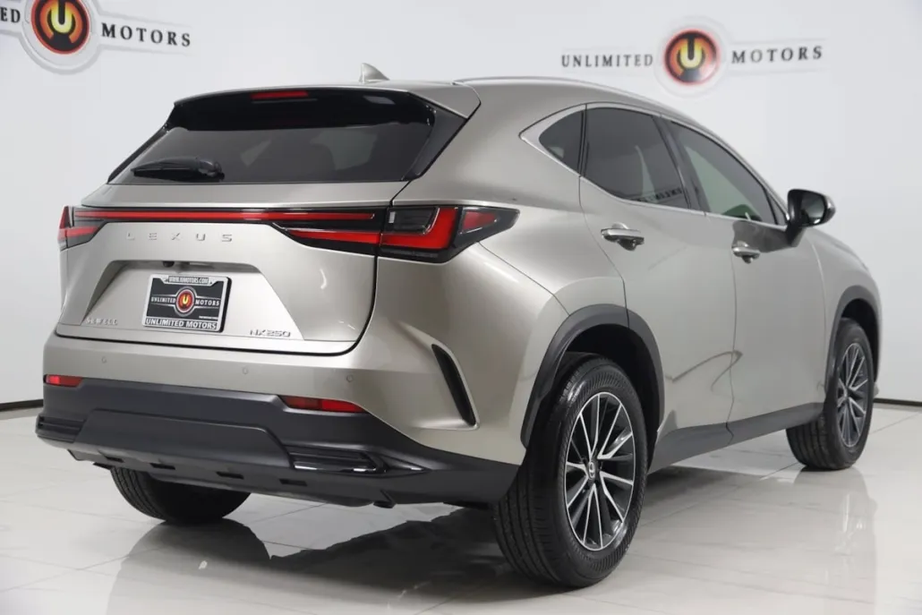 2025 Lexus NX 250 Premium photo 1